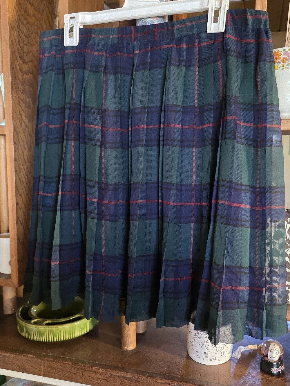 Richard Tyler Women’s Green & Navy Plaid Pleated Skirt Medium